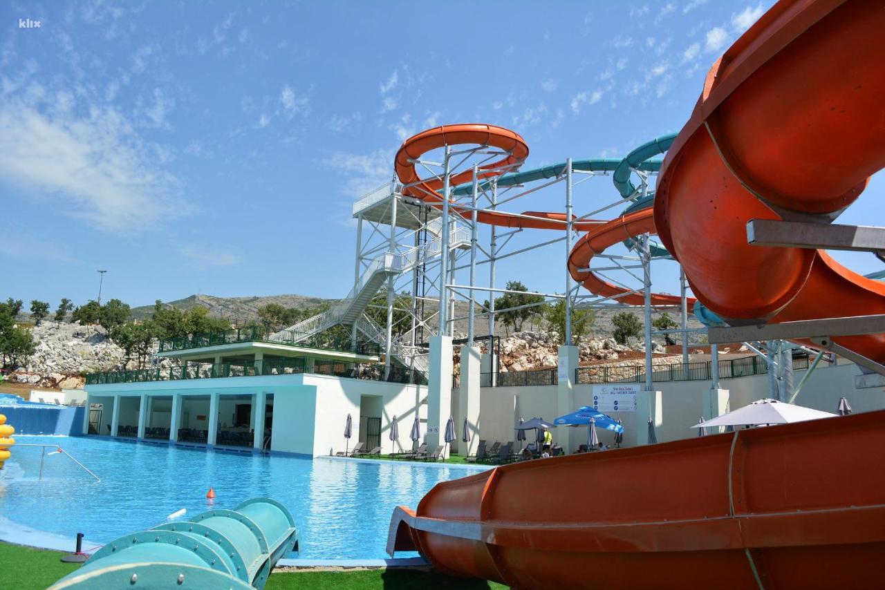 Grad Sunca Resort トレビニエ エクステリア 写真